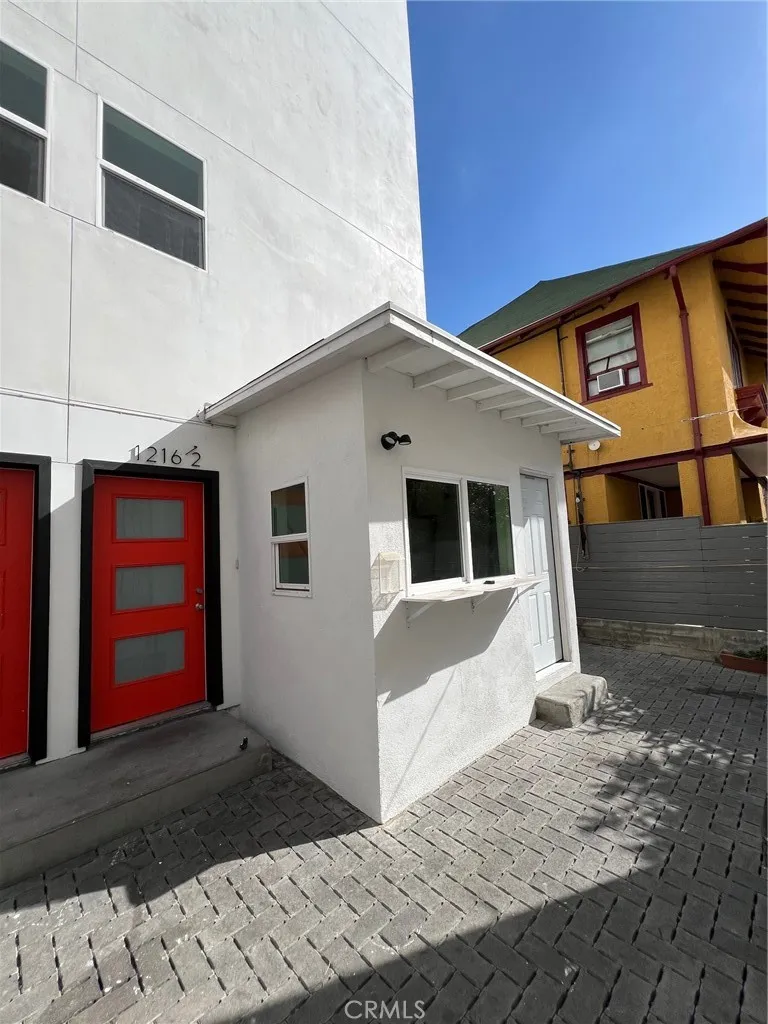 1218 Arapahoe St, Los Angeles, California 90006 home-pic-9